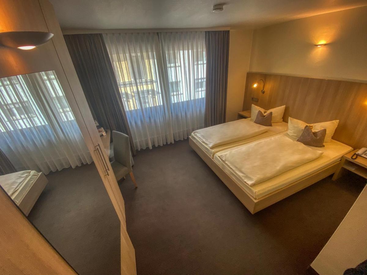 City Partner Hotel Berliner Hof Карлсруэ Экстерьер фото