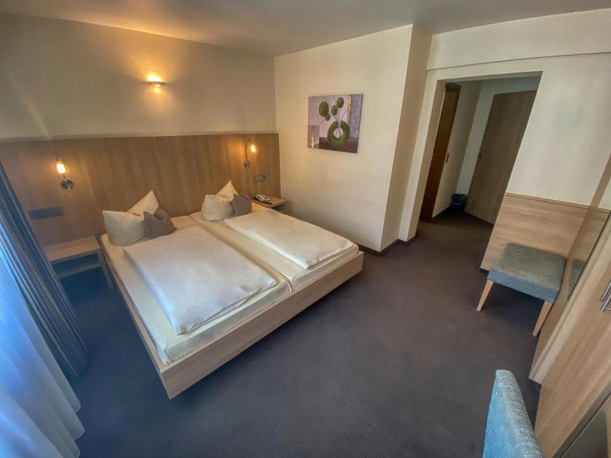 City Partner Hotel Berliner Hof Карлсруэ Экстерьер фото
