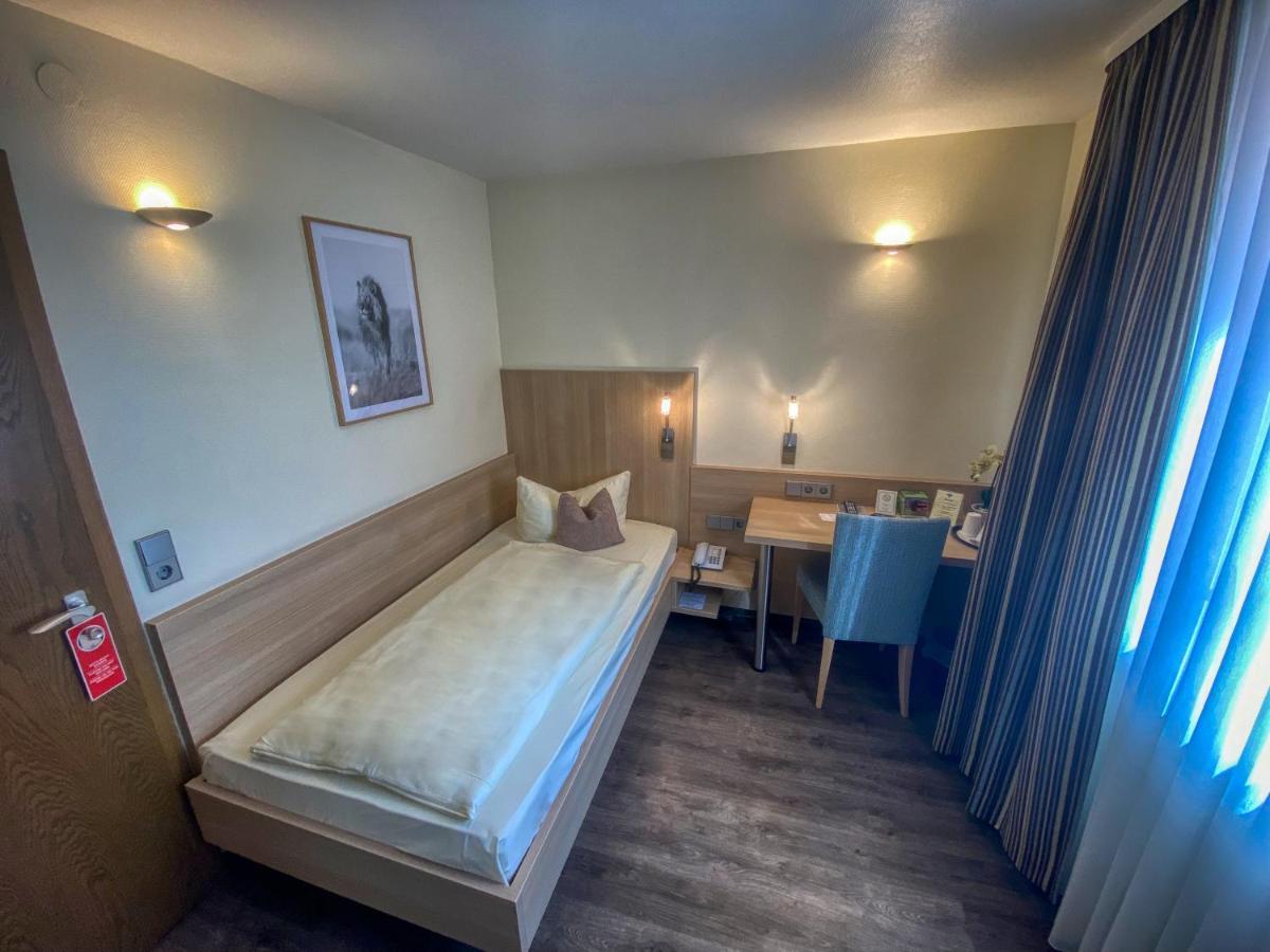 City Partner Hotel Berliner Hof Карлсруэ Экстерьер фото